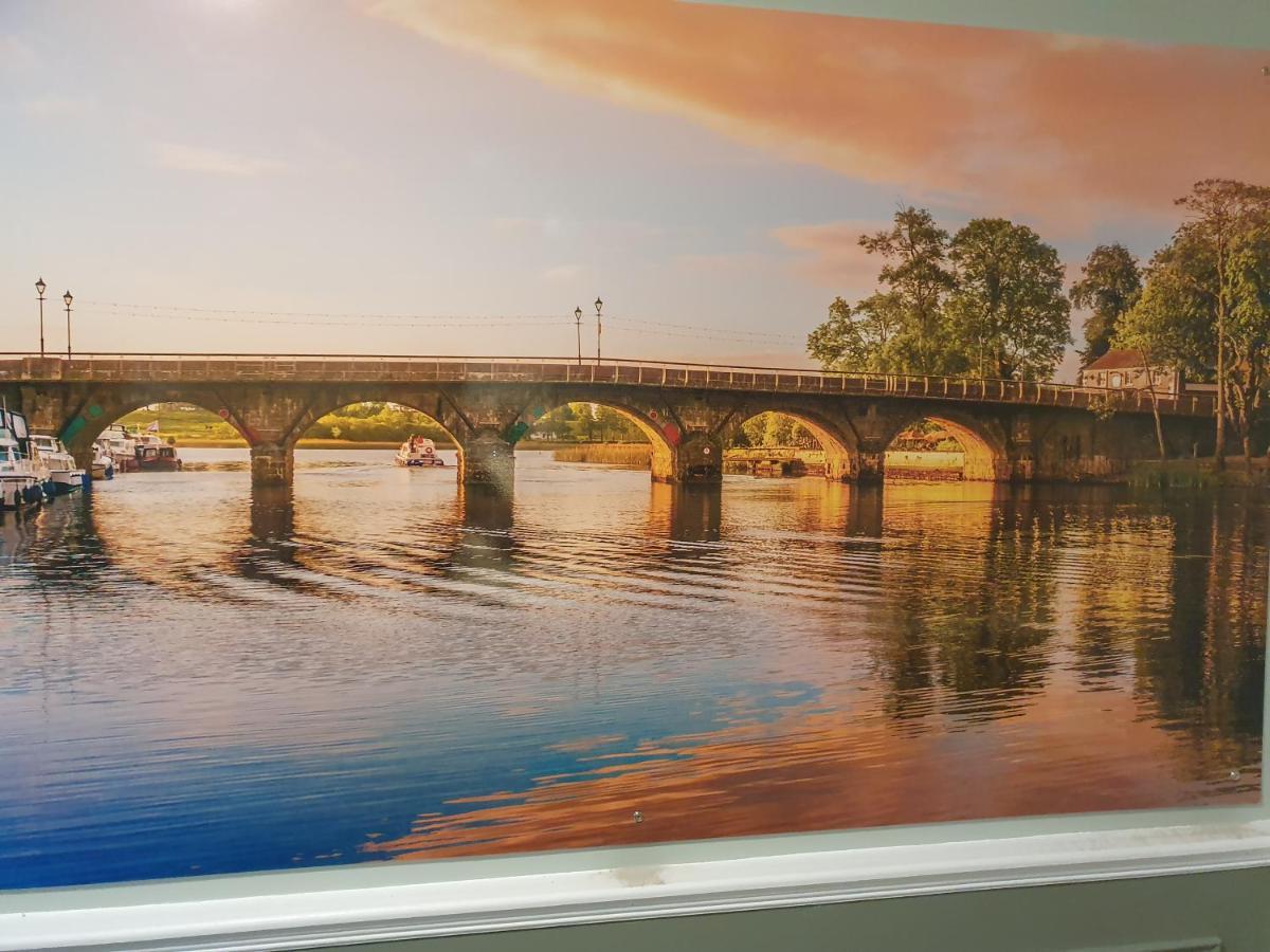 Shannon Bridge House Carrick-on-Shannon Bagian luar foto