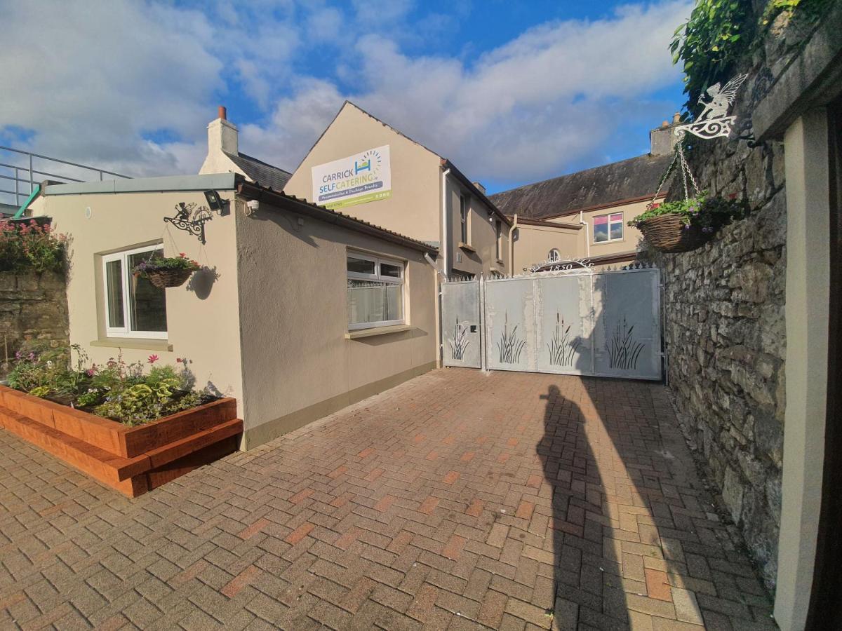 Shannon Bridge House Carrick-on-Shannon Ruang foto